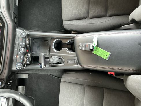 Used 2024 Dodge Durango R/T w/ Trailer Tow Group IV image 10