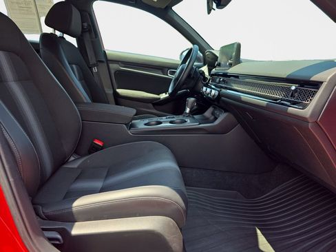 Certified 2025 Honda Civic Sport image 18