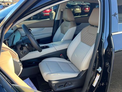 New 2026 Nissan Murano Platinum w/ Cargo Package image 16