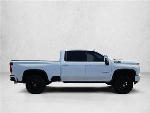 Used 2022 Chevrolet Silverado 3500 High Country w/ Z71 Off-Road Package AWD/4WD image 4