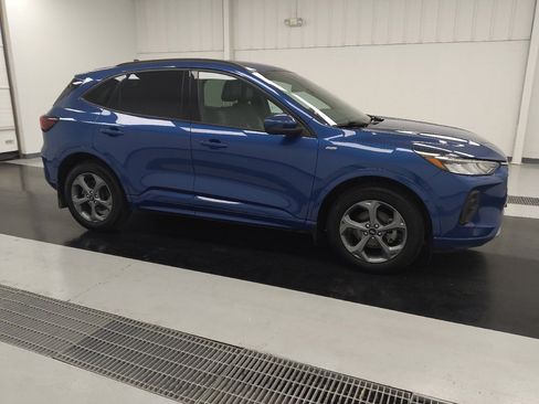 Used 2023 Ford Escape ST-Line Select w/ Tech Pack #1 AWD/4WD image 11