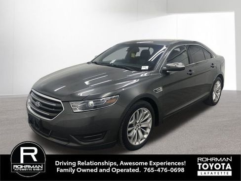 Used 2017 Ford Taurus Limited FWD image 2
