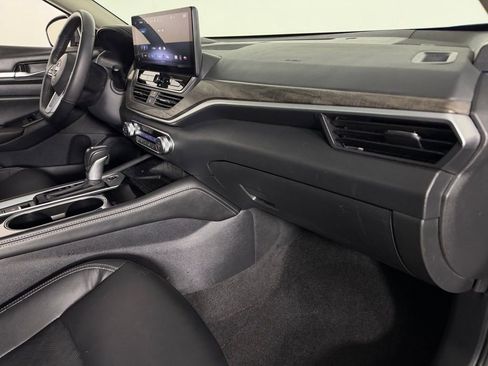 Used 2025 Nissan Altima 2.5 SL image 32