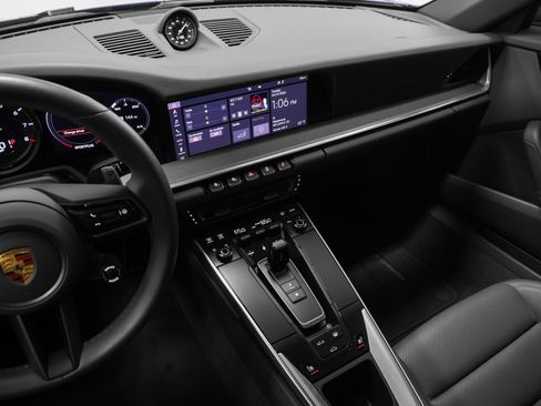 Certified 2021 Porsche 911 Carrera RWD image 44