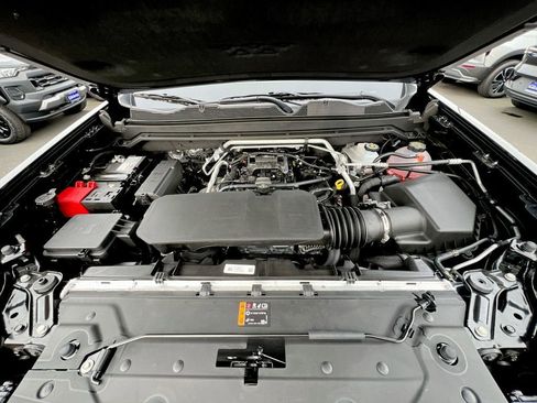 New 2026 Chevrolet Colorado Trail Boss AWD/4WD image 23