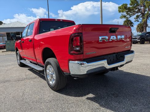 Used 2026 RAM 2500 Big Horn AWD/4WD image 6