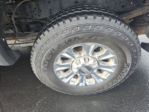 Used 2016 Ford F250 XLT w/ XLT Value Package image 77