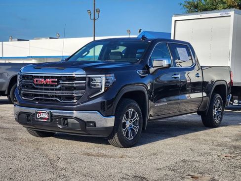 Used 2025 GMC Sierra 1500 SLT AWD/4WD image 3