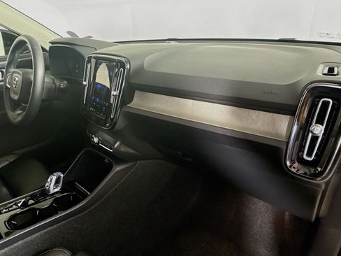 Used 2023 Volvo XC40 B5 Plus w/ Driver Assist Package AWD/4WD image 37