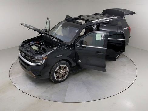 New 2025 Ford Expedition King Ranch image 59