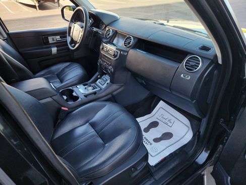 Used 2015 Land Rover LR4 HSE AWD/4WD image 21