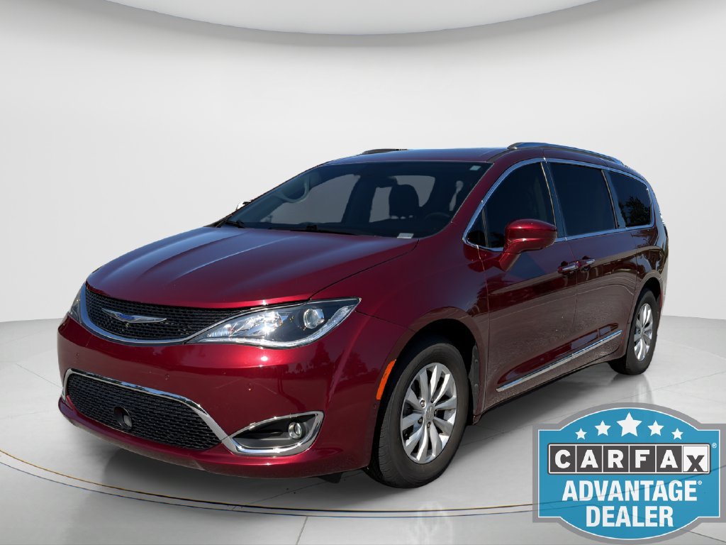 Used 2019 Chrysler Pacifica Touring-L w/ Advanced Safetytec Group FWD image 3