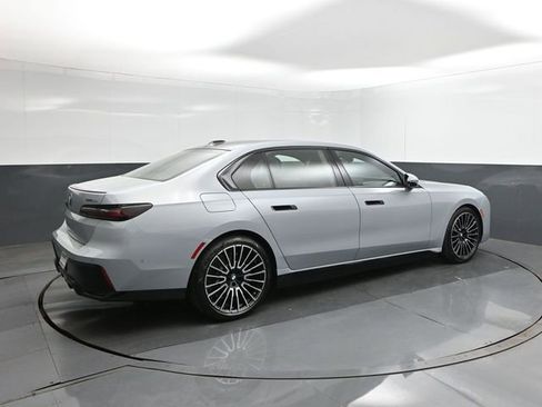 New 2026 BMW i7 eDrive50 w/ M Sport Package image 15