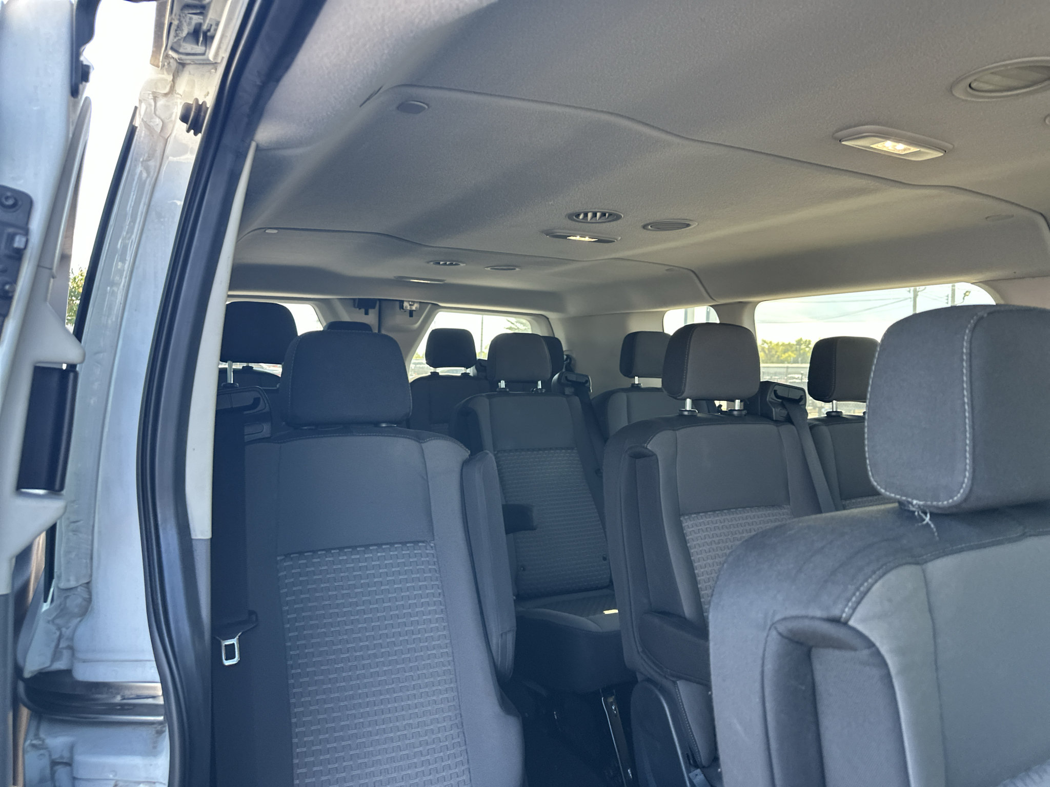Used 2023 Ford Transit 350 XLT RWD image 18
