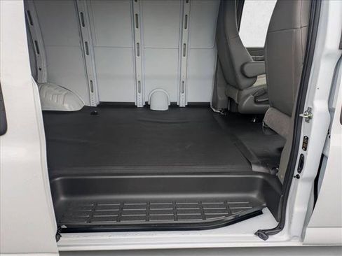 New 2025 Chevrolet Express 2500 image 15