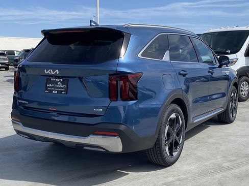 New 2026 Kia Sorento EX FWD image 3