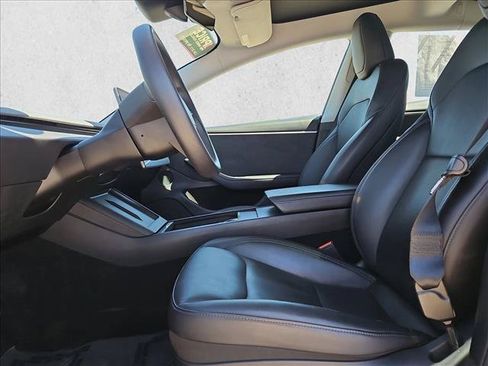 Used 2025 Tesla Model 3 Long Range AWD/4WD image 16