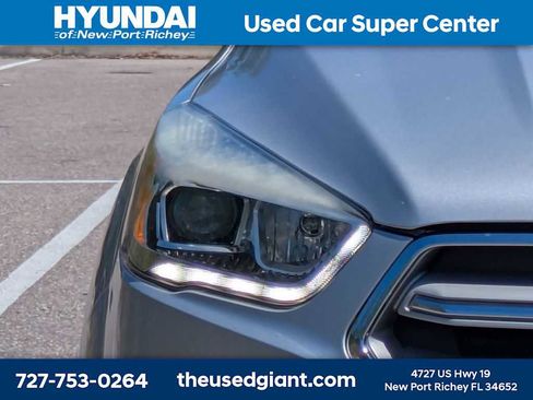 Used 2018 Ford Escape SEL AWD/4WD image 9