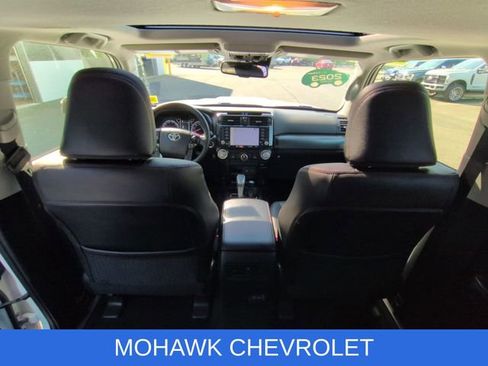 Used 2023 Toyota 4Runner TRD Off-Road Premium w/ Moonroof Package AWD/4WD image 22