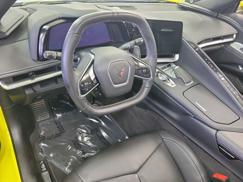 Used 2024 Chevrolet Corvette Stingray Coupe w/ 1LT RWD image 17