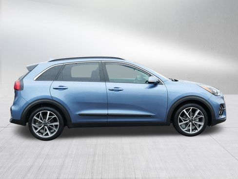 Certified 2022 Kia Niro Touring Special Edition image 8