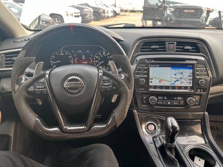 Used 2016 Nissan Maxima SR FWD image 14