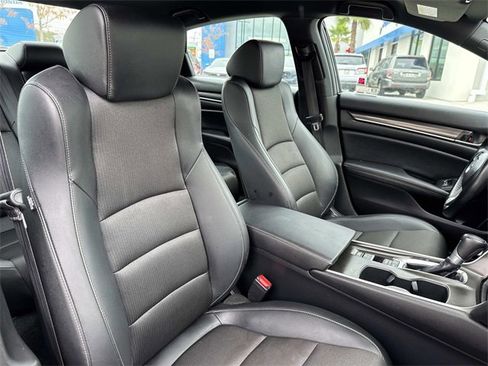 Used 2022 Honda Accord Sport image 10
