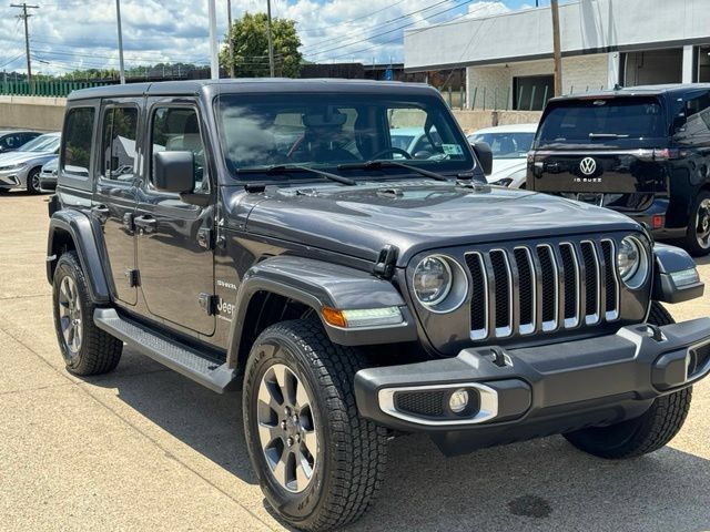 Used 2023 Jeep Wrangler Unlimited Sahara w/ LED Lighting Group AWD/4WD image 8
