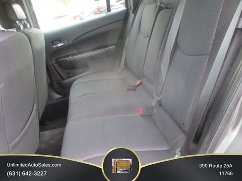 Used 2013 Chrysler 200 LX FWD image 6