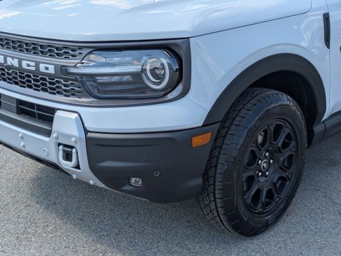 New 2025 Ford Bronco Sport Badlands w/ Badlands Tech Package AWD/4WD image 10