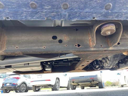 Used 2019 Chevrolet Silverado 1500 LT w/ All Star Edition image 15