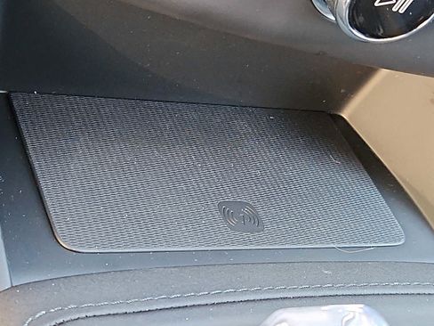 Used 2026 Volvo XC90 B6 Ultra w/ Protection Package image 25