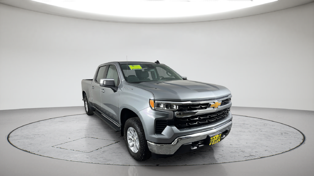 Used 2024 Chevrolet Silverado 1500 LT AWD/4WD image 6