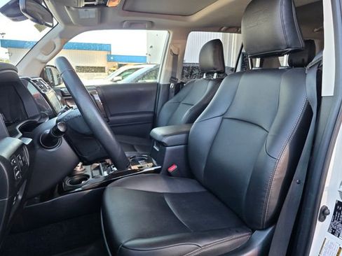 Used 2023 Toyota 4Runner 40th Anniversary SE AWD/4WD image 13
