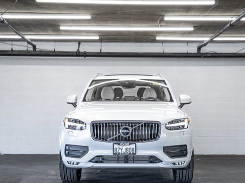 Used 2022 Volvo XC90 T6 Momentum w/ Advanced Package image 8