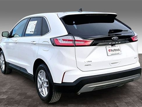 Used 2024 Ford Edge SEL image 4