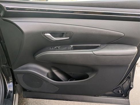 Certified 2023 Hyundai Tucson SE image 34