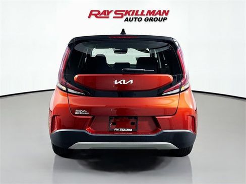 Used 2024 Kia Soul LX w/ Option Group 015 image 6