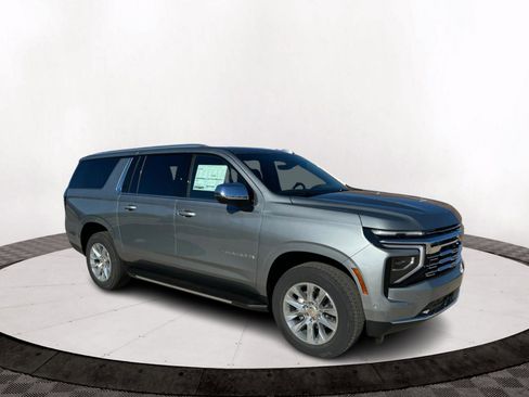 New 2026 Chevrolet Suburban Premier image 8
