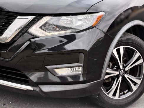 Used 2018 Nissan Rogue SL FWD image 13