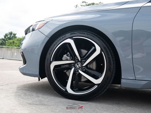 Used 2021 Honda Accord Sport image 10