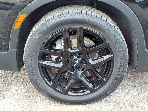 Used 2021 Chevrolet Blazer LT w/ Sound & Technology Package FWD image 9