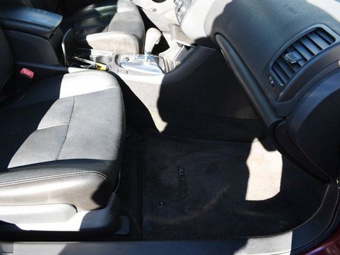 Used 2011 Nissan Altima 2.5 SL w/ 2.5SL Pkg image 26