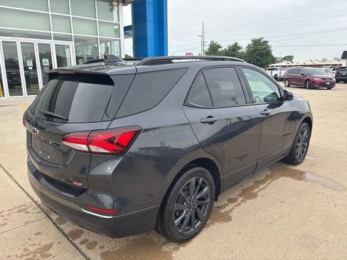 Used 2023 Chevrolet Equinox RS AWD/4WD image 5