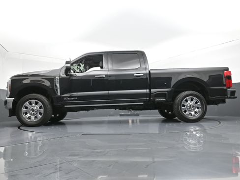 Used 2024 Ford F250 Lariat w/ Lariat Ultimate Package image 23