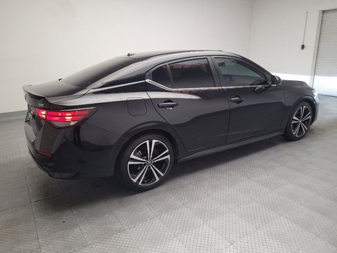 Used 2022 Nissan Sentra SR w/ SR Premium Package FWD image 10