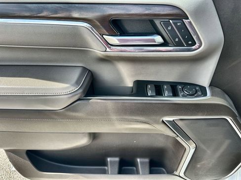 Certified 2024 GMC Sierra 1500 SLT image 23