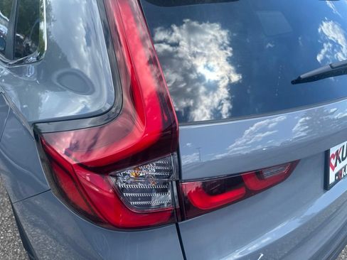 Used 2024 Honda CR-V EX-L image 7