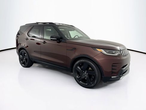 New 2026 Land Rover Discovery Limited Edition AWD/4WD image 3