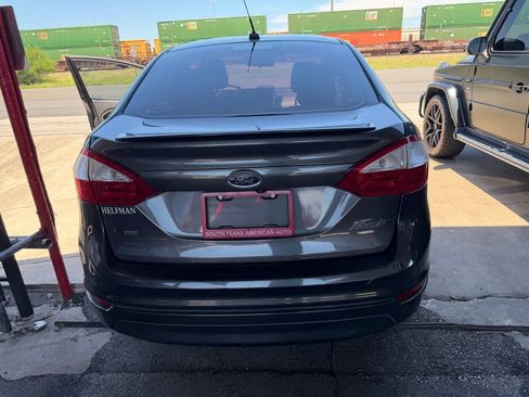 Used 2019 Ford Fiesta SE w/ Equipment Group 201A FWD image 17
